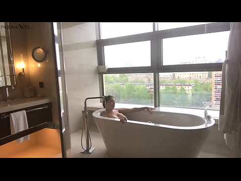 ❤️ Möhtəşəm babe Ehtirasla hamamda öz pişiyini çəkdi ❤️ Porno bizdə ❌️